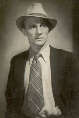 Ernst Busch