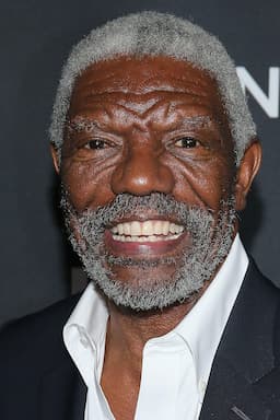 Vondie Curtis-Hall