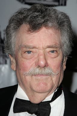 Bernard Fox