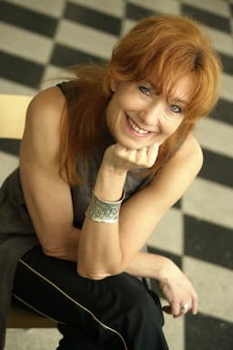 Kriszta Szalay