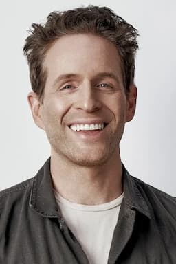 Glenn Howerton