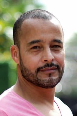 Malek Akhmis