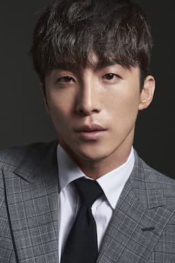 Dong Hyeon-bae
