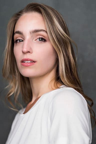 Zsuzsanna Roe