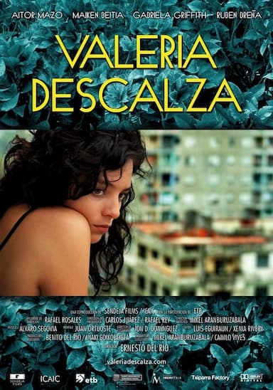 Valeria descalza